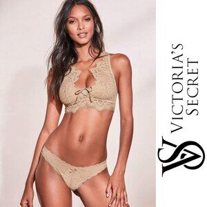 Victoria's Secret | Dream Angels The lace laced Up Bralette Nude | Size Medium